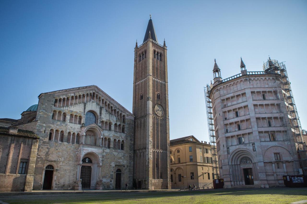 Parma A Due Passi Dal Duomo Apartment ภายนอก รูปภาพ