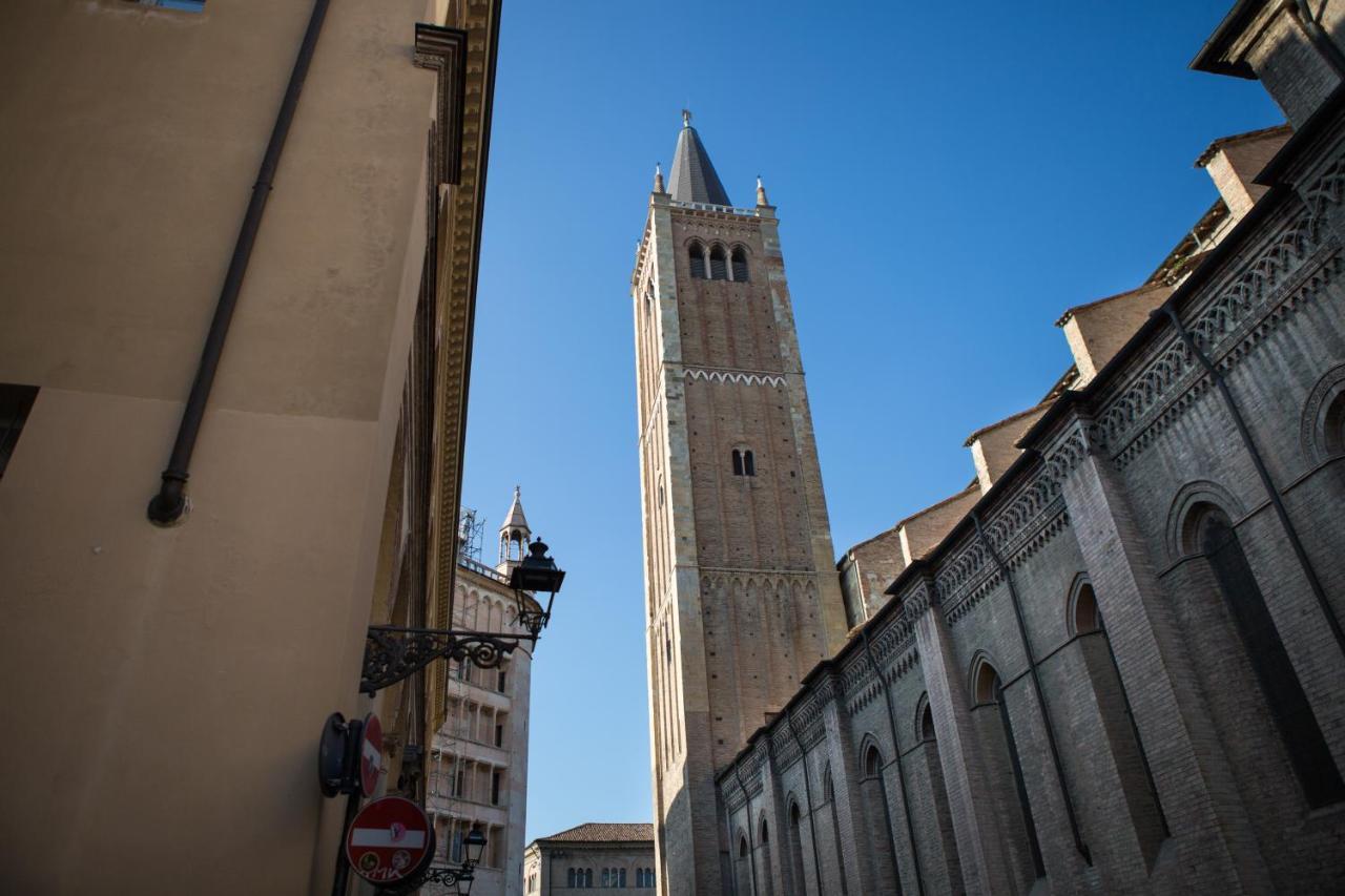 Parma A Due Passi Dal Duomo Apartment ภายนอก รูปภาพ
