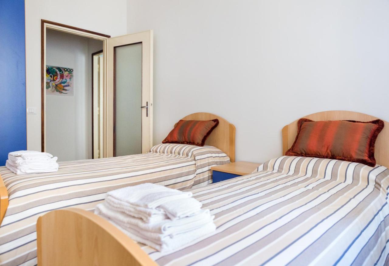 Parma A Due Passi Dal Duomo Apartment ภายนอก รูปภาพ